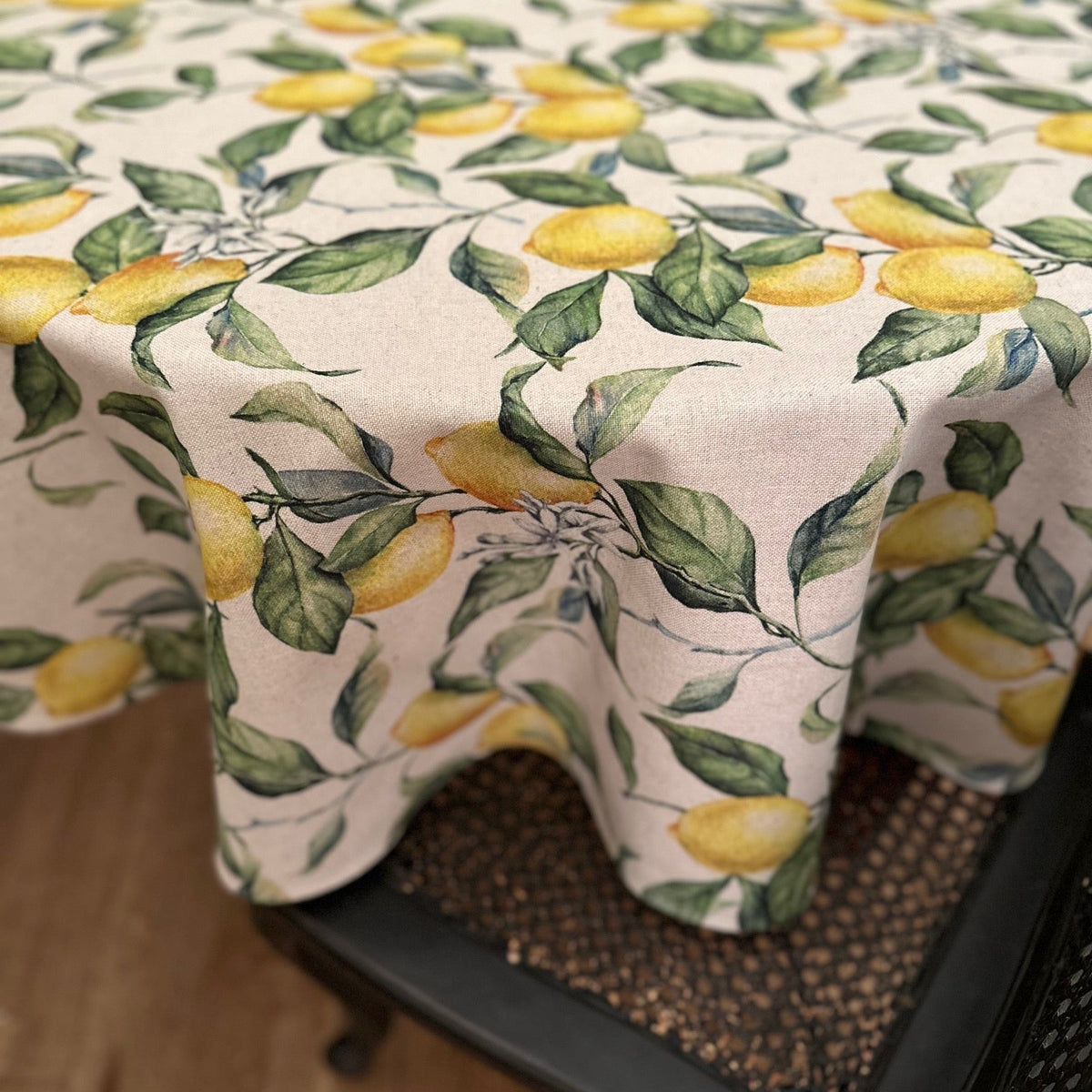 Round Tablecloth - Lemon Linen