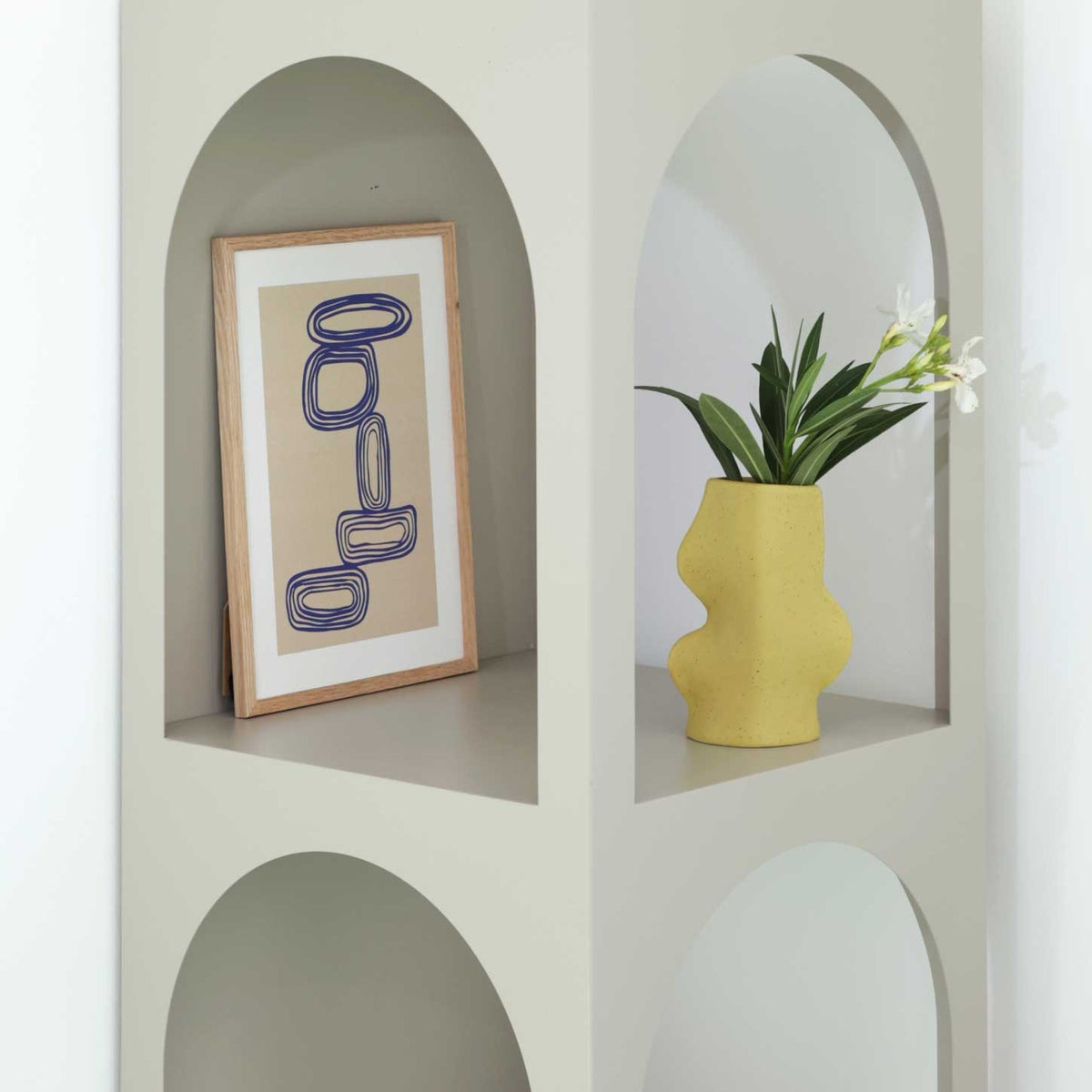 Fluxo Ceramic Vase Medium - Pistachio