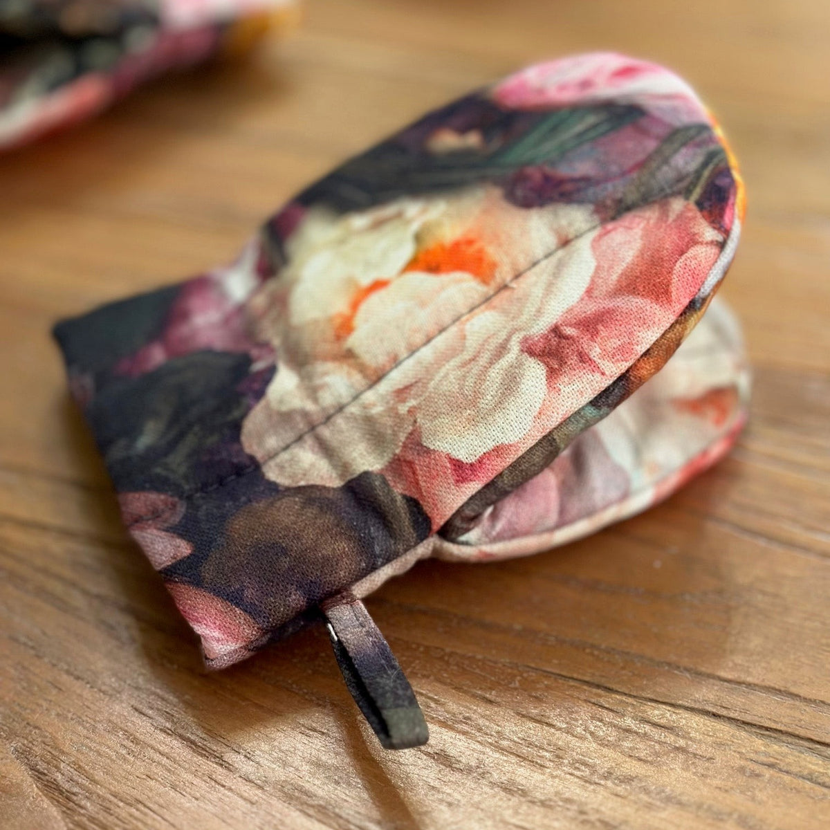 Oven Glove With Double Wool Filling - Francine Black