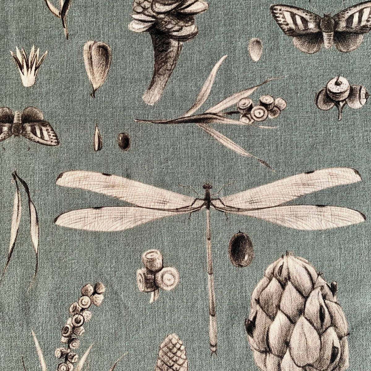 Seeds Aqua Table Runner